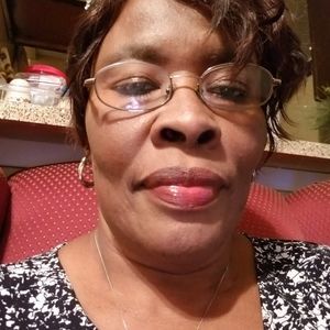 Meet your Posher, Akinyi